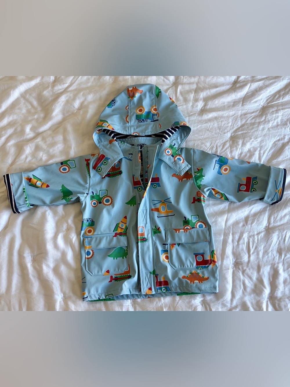 Jojo Maman Bébé Toddler Raincoat in Blue Transport